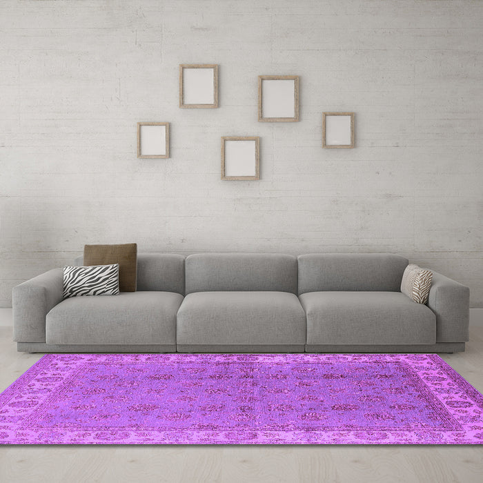 Machine Washable Oriental Purple Industrial Area Rugs in a Living Room, wshurb934pur