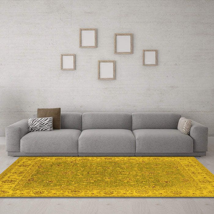Machine Washable Oriental Yellow Industrial Rug in a Living Room, wshurb937yw