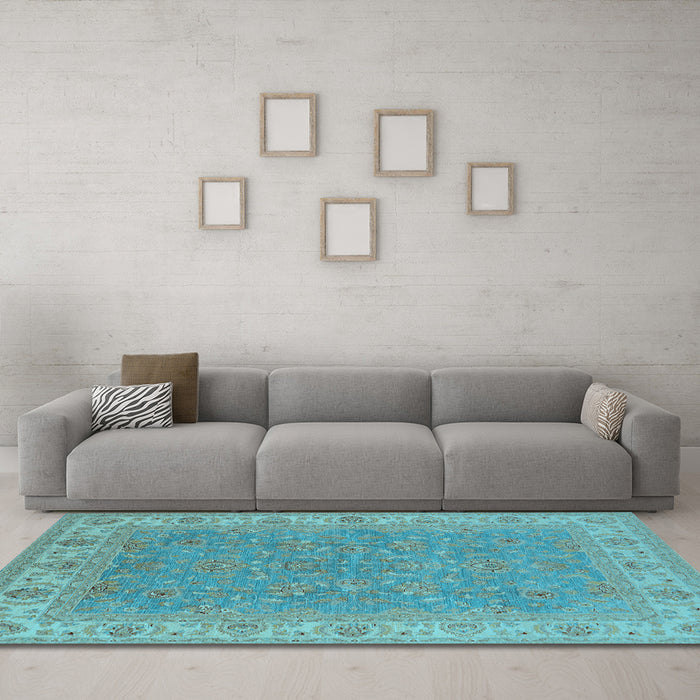 Machine Washable Oriental Light Blue Industrial Rug in a Living Room, wshurb937lblu