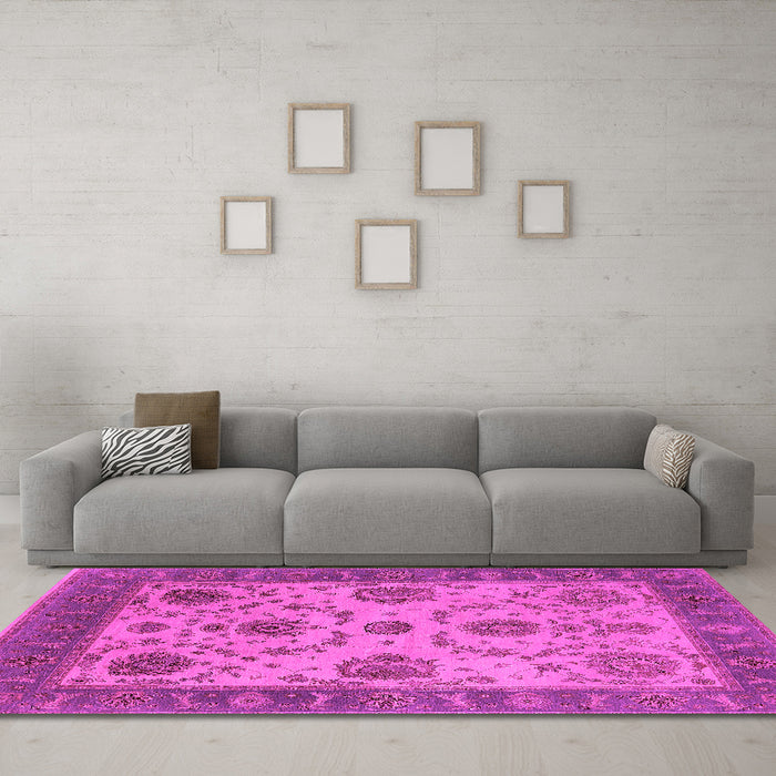 Machine Washable Oriental Pink Industrial Rug in a Living Room, wshurb942pnk