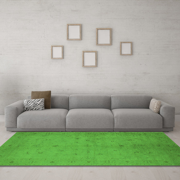 Machine Washable Oriental Green Industrial Area Rugs in a Living Room,, wshurb945grn