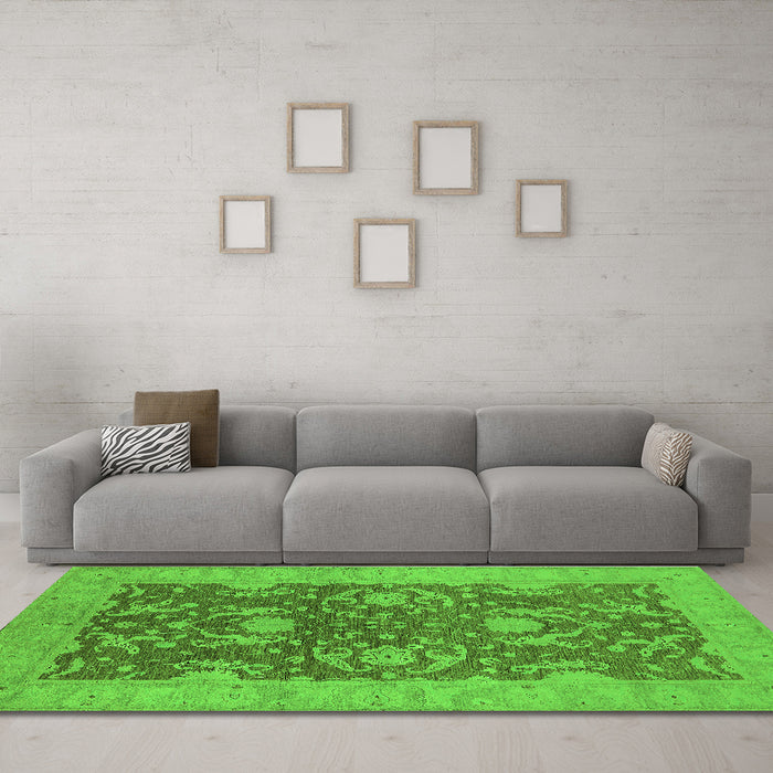 Machine Washable Oriental Green Industrial Area Rugs in a Living Room,, wshurb948grn