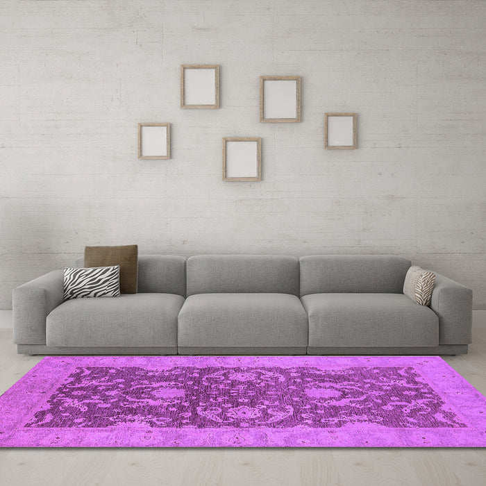 Machine Washable Oriental Purple Industrial Area Rugs in a Living Room, wshurb948pur