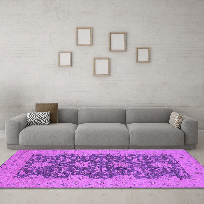 Machine Washable Oriental Purple Industrial Area Rugs in a Living Room, wshurb949pur