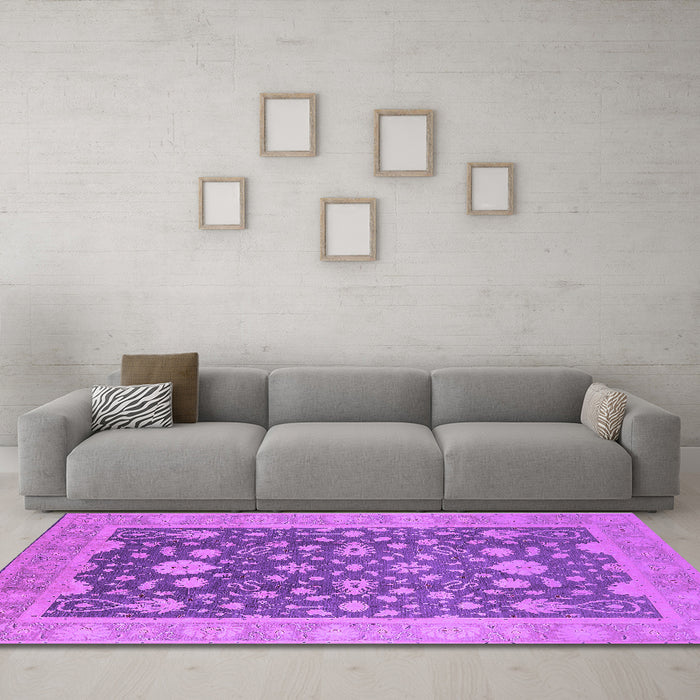 Machine Washable Oriental Purple Industrial Area Rugs in a Living Room, wshurb952pur
