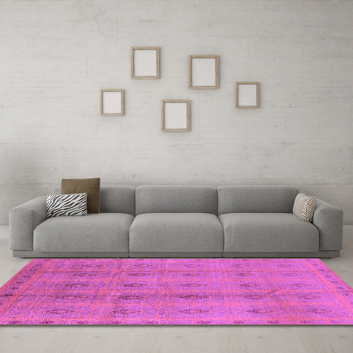 Machine Washable Oriental Purple Industrial Area Rugs in a Living Room, wshurb968pur