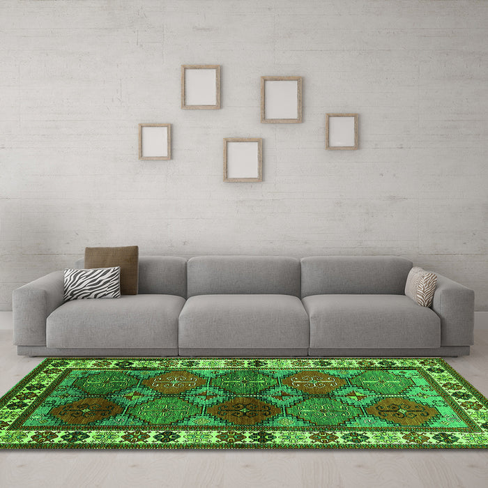 Machine Washable Oriental Green Industrial Area Rugs in a Living Room,, wshurb969grn