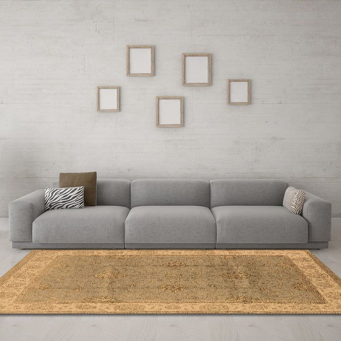 Machine Washable Oriental Brown Traditional Rug in a Living Room,, wshurb977brn