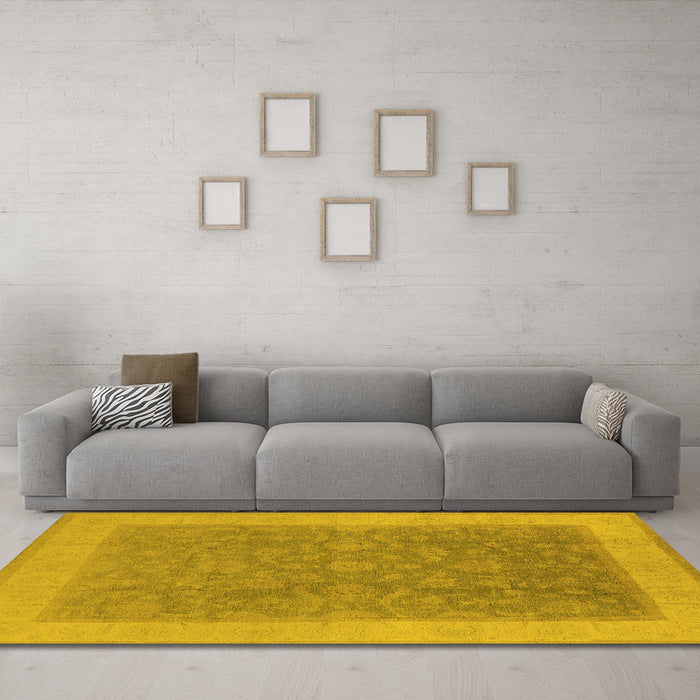 Machine Washable Oriental Yellow Traditional Rug in a Living Room, wshurb983yw