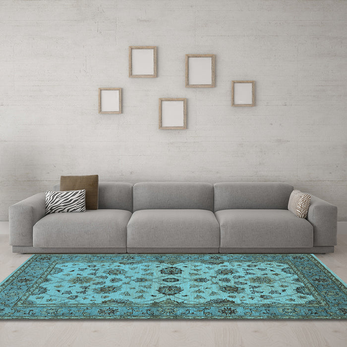 Machine Washable Oriental Light Blue Traditional Rug in a Living Room, wshurb988lblu