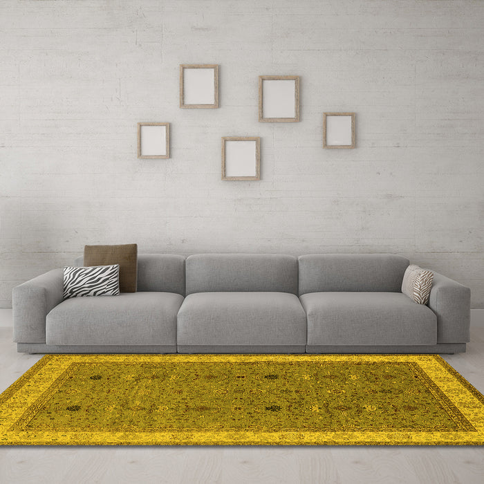 Machine Washable Oriental Yellow Traditional Rug in a Living Room, wshurb990yw