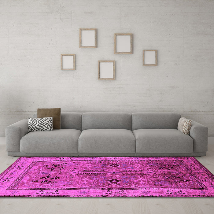 Machine Washable Oriental Pink Traditional Rug in a Living Room, wshurb992pnk