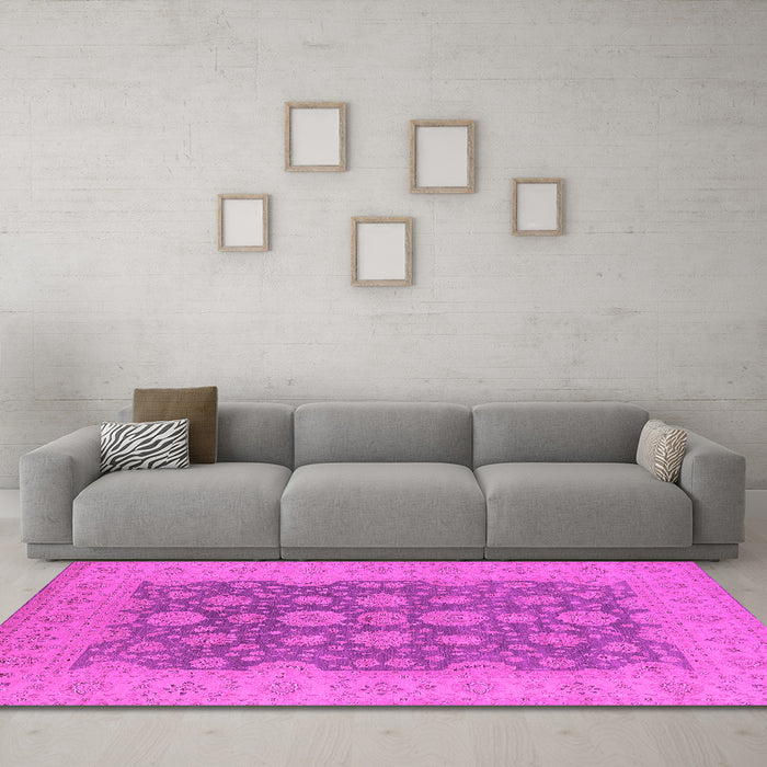 Machine Washable Oriental Pink Traditional Rug in a Living Room, wshurb995pnk