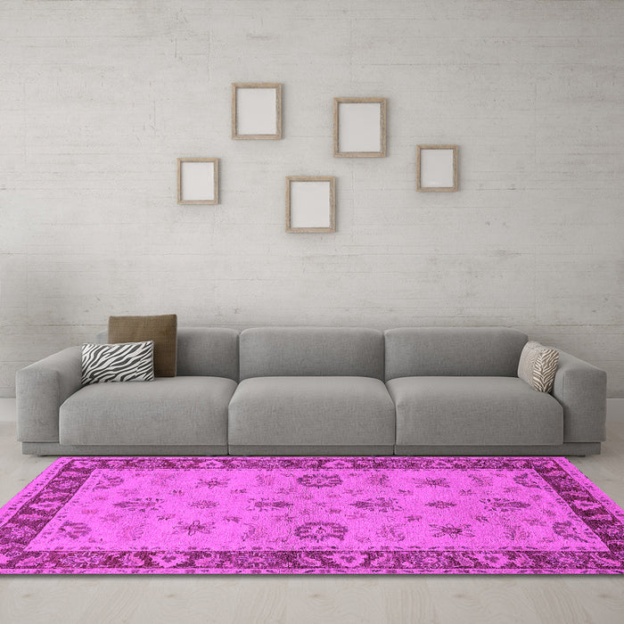 Machine Washable Oriental Pink Traditional Rug in a Living Room, wshurb997pnk