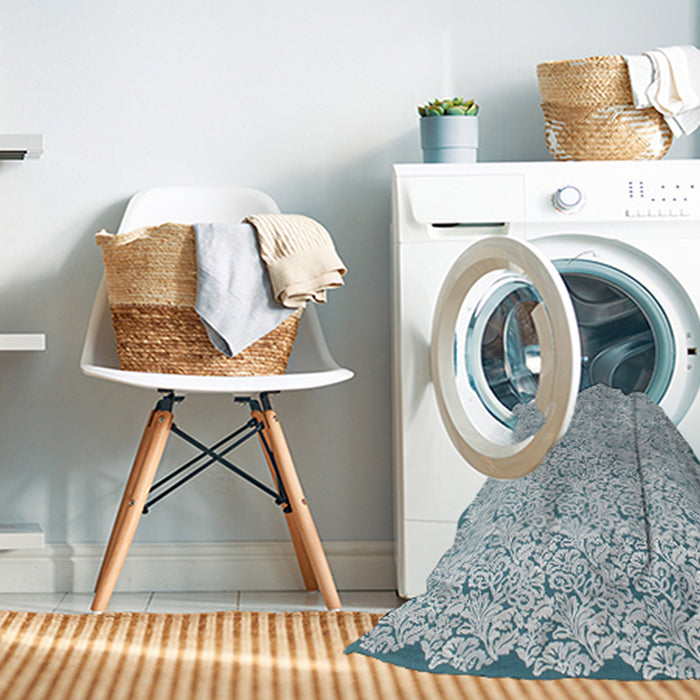 Machine Washable Contemporary Gulf Blue Rug in a Washing Machine, wshcon1055