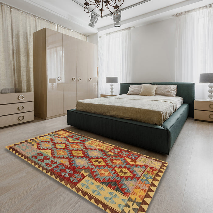 Contemporary Metallic Gold Oriental Rug in a Bedroom, con1100