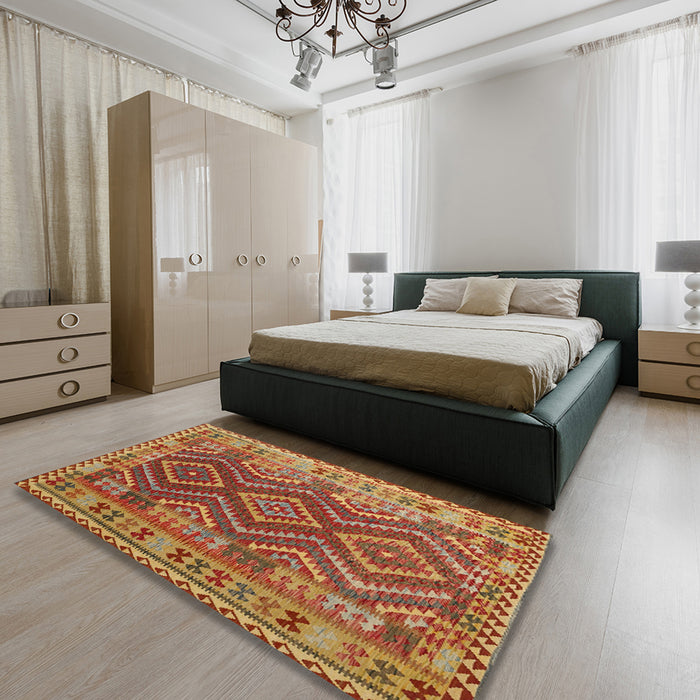 Machine Washable Contemporary Gold Rug in a Bedroom, wshcon1117