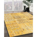 Contemporary Yellow Patchwork Rug in Family Room, con1163