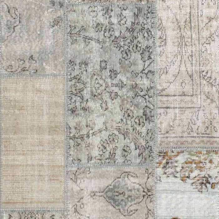 Contemporary Pale Silver Gray Patchwork Rug, con1189