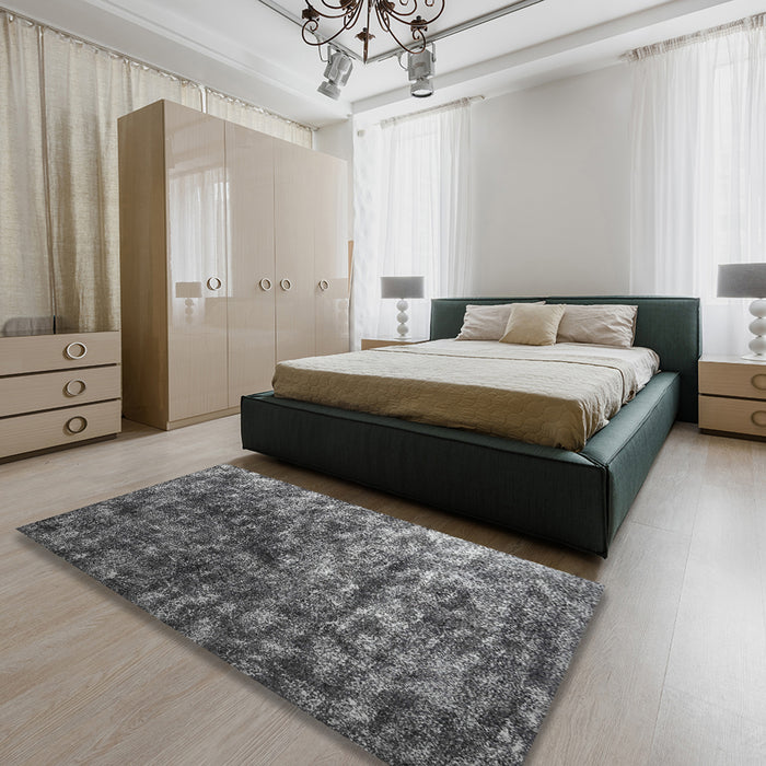 Contemporary Gunmetal Gray Modern Rug in a Bedroom, con1192