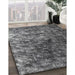 Contemporary Gunmetal Gray Modern Rug in Family Room, con1192