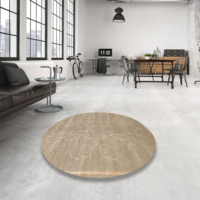 Round Machine Washable Contemporary Brown Rug in a Office, wshcon1288