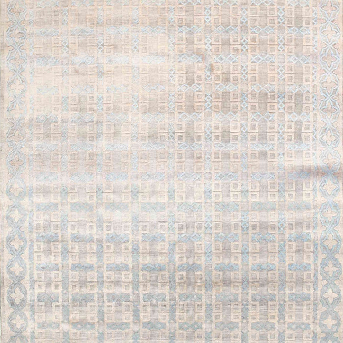 Machine Washable Contemporary Pale Silver Gray Rug, wshcon1305