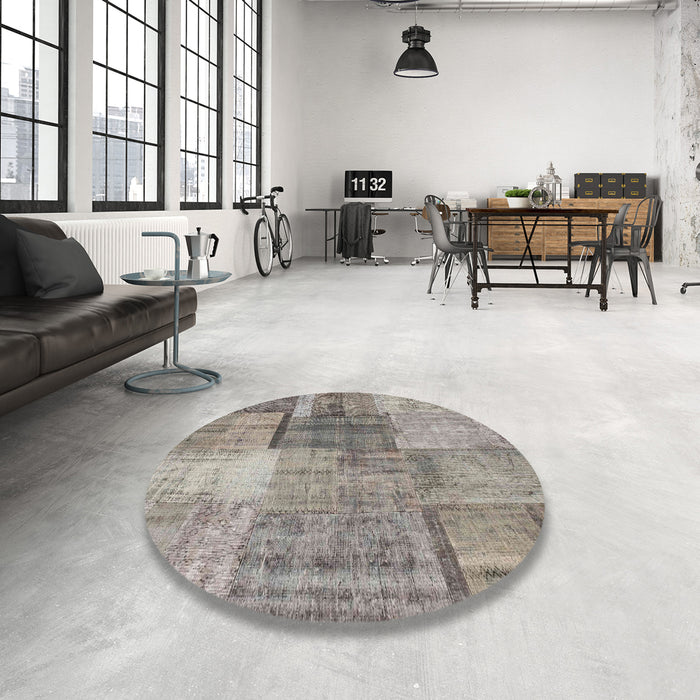 Round Machine Washable Contemporary Sandstone Brown Rug in a Office, wshcon1361