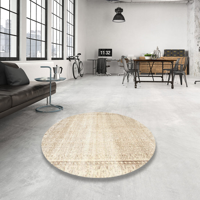 Round Machine Washable Contemporary Navajo White Rug in a Office, wshcon1367