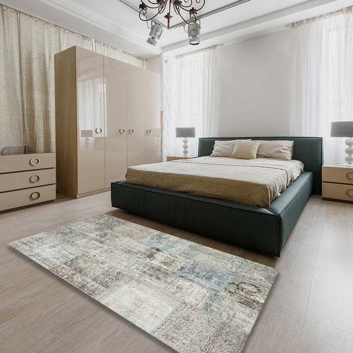 Contemporary Pale Silver Gray Patchwork Rug in a Bedroom, con1393