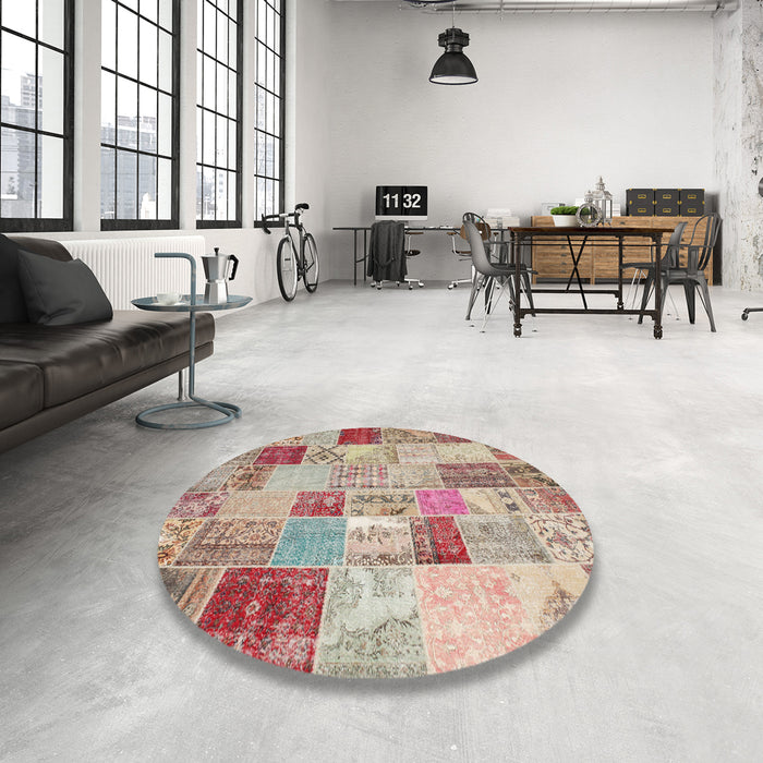 Round Contemporary Rust Pink Patchwork Rug in a Office, con1397