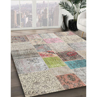 Contemporary Pale Silver Gray Patchwork Rug, con1430