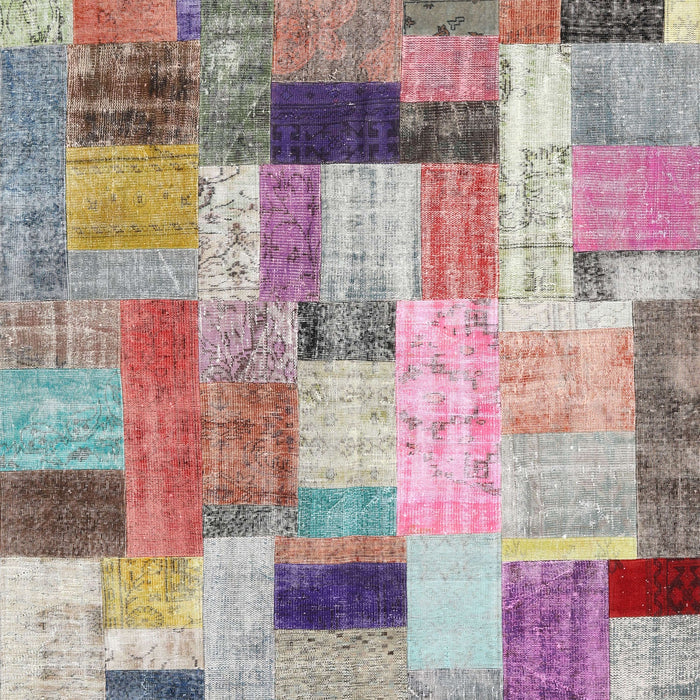 Contemporary Raspberry Purple Patchwork Rug, con1451
