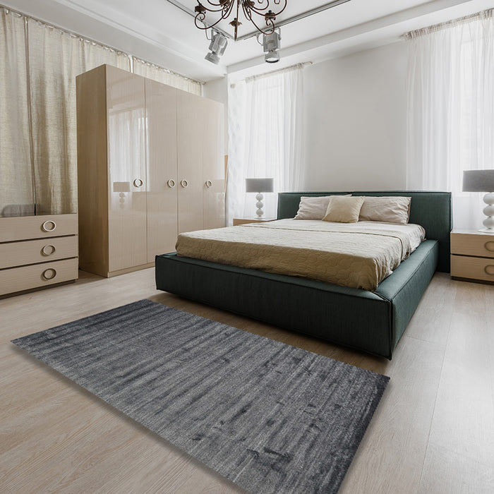 Contemporary Gray Modern Rug in a Bedroom, con1458