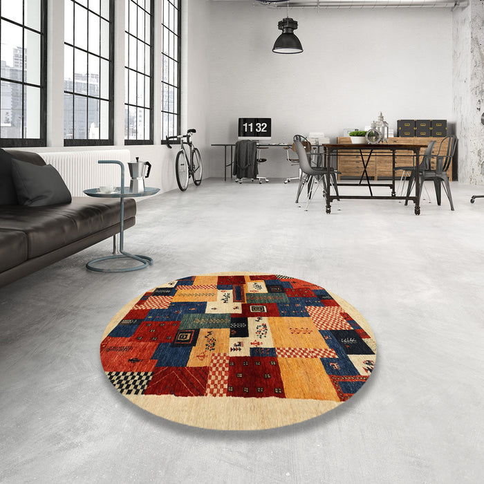 Round Machine Washable Contemporary Yellow Orange Rug in a Office, wshcon1492