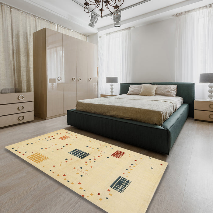 Contemporary Brown Gold Solid Rug in a Bedroom, con1495