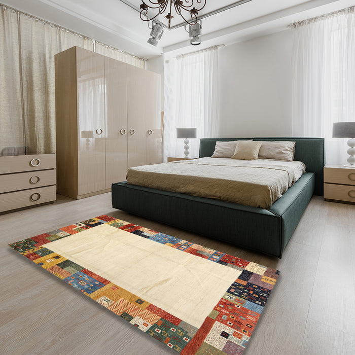 Contemporary Khaki Gold Solid Rug in a Bedroom, con1526