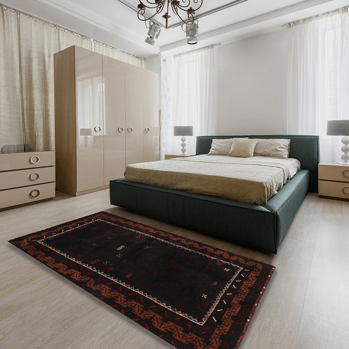 Machine Washable Contemporary Black Brown Rug in a Bedroom, wshcon1527