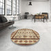 Round Contemporary Brown Gold Modern Rug in a Office, con1533