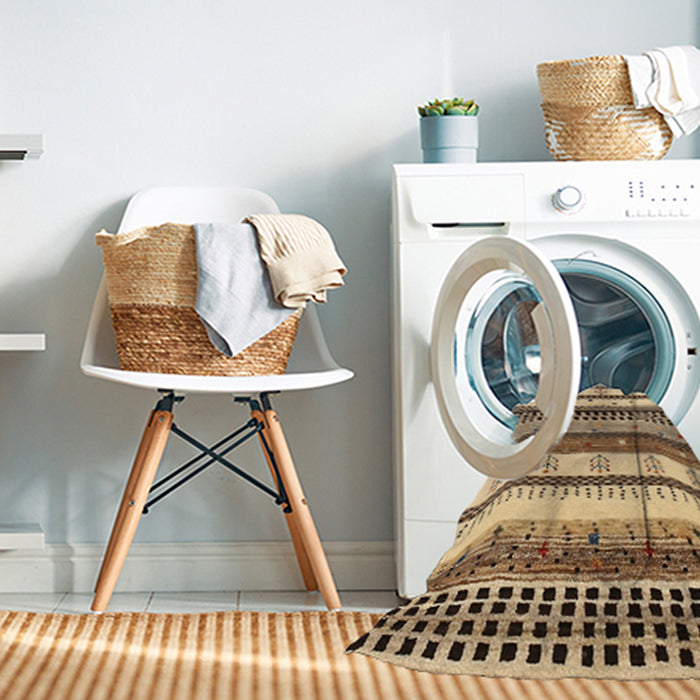 Machine Washable Contemporary Sienna Brown Rug in a Washing Machine, wshcon1566