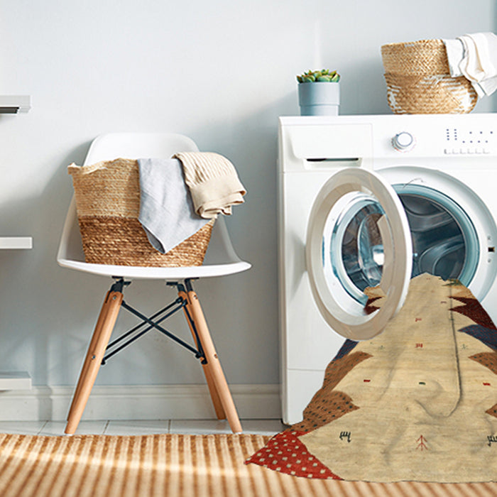 Machine Washable Contemporary Red Rug in a Washing Machine, wshcon1571