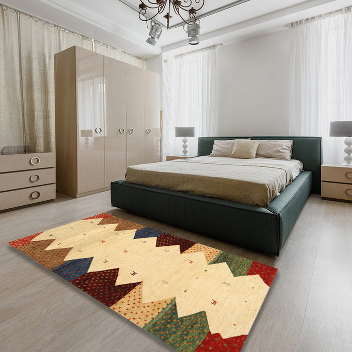 Machine Washable Contemporary Red Rug in a Bedroom, wshcon1571