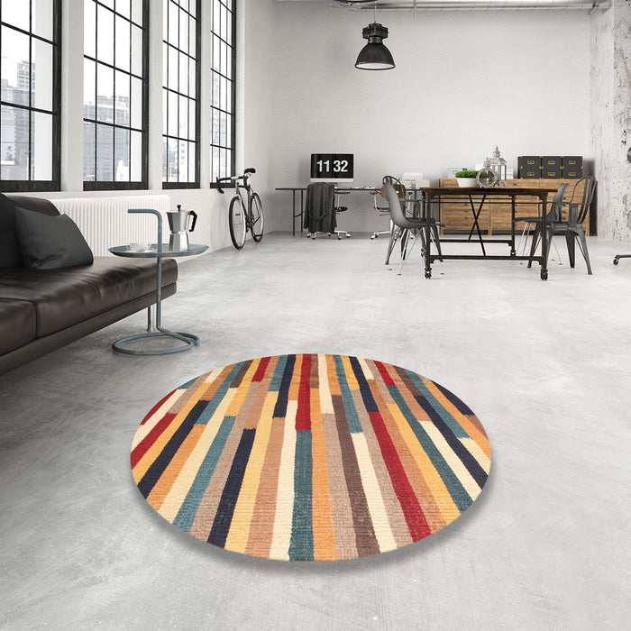 Round Contemporary Chestnut Brown Modern Rug in a Office, con1579