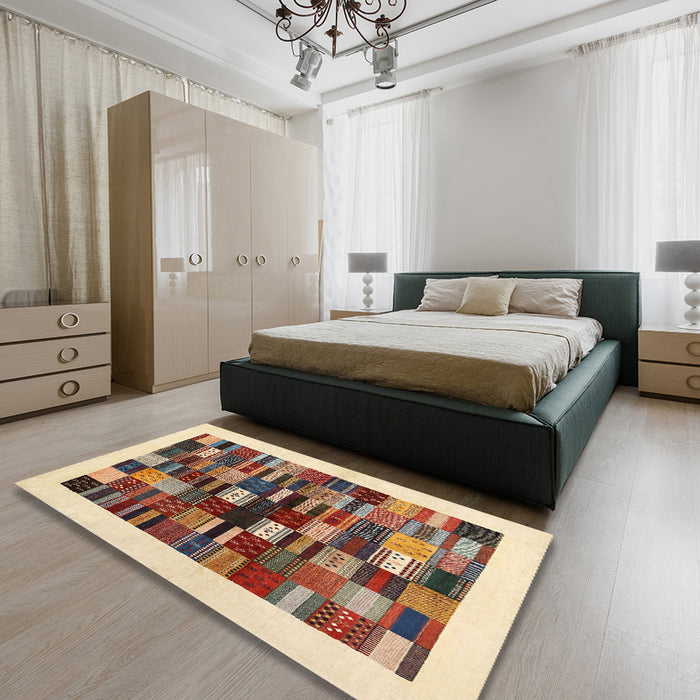 Machine Washable Contemporary Brown Gold Rug in a Bedroom, wshcon1593