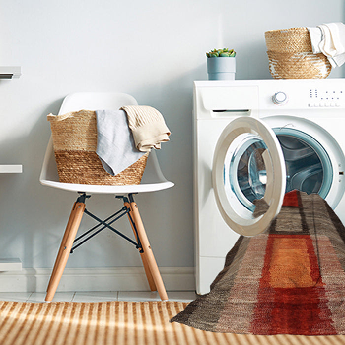 Machine Washable Contemporary Saffron Red Rug in a Washing Machine, wshcon1610