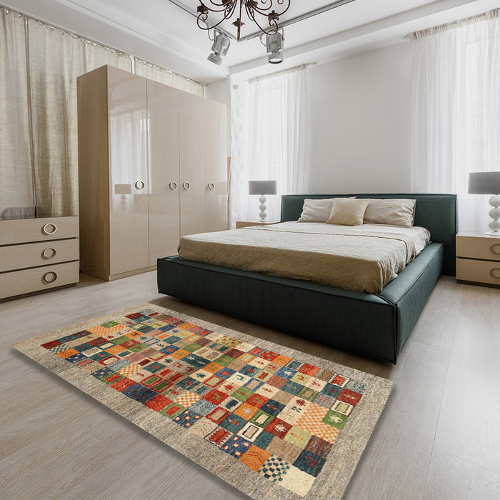 Contemporary Sienna Brown Modern Rug in a Bedroom, con1636