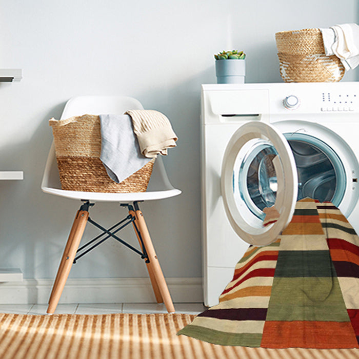 Machine Washable Contemporary Tomato Red Rug in a Washing Machine, wshcon1692