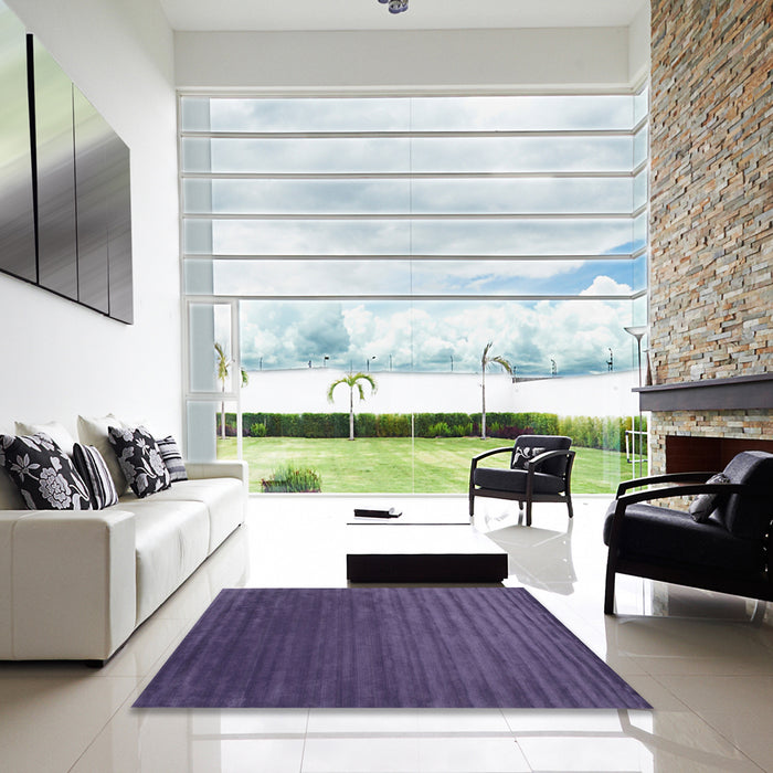 Square Contemporary Purple Modern Rug in a Living Room, con173