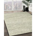 Contemporary Gold Modern Rug in Family Room, con1740