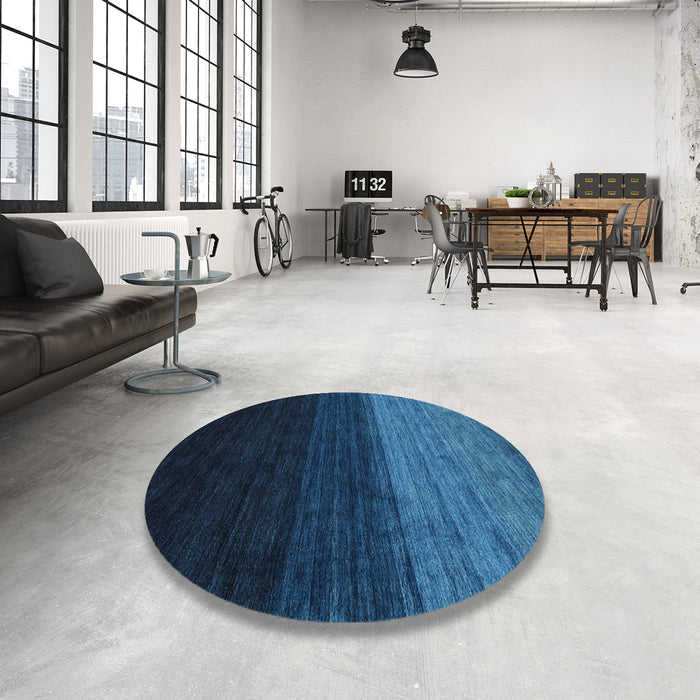 Round Contemporary Deep-Sea Blue Modern Rug in a Office, con1778